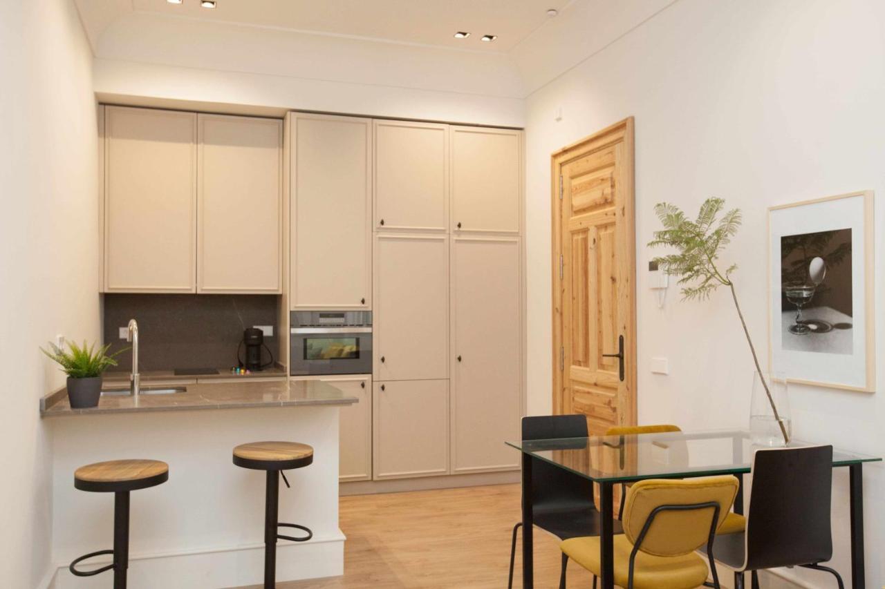 Isg Cedaceros 12 Apartament *